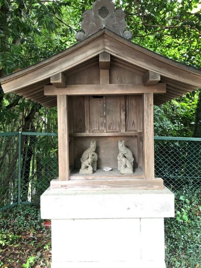 稲荷神社    (小机町),神奈川県横浜市港北区小机町1382−13