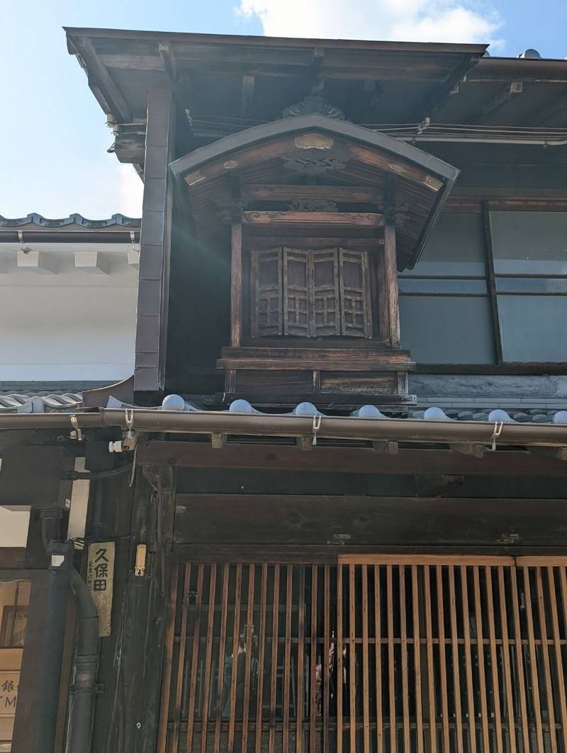 屋根神様,岐阜県岐阜市玉井町
