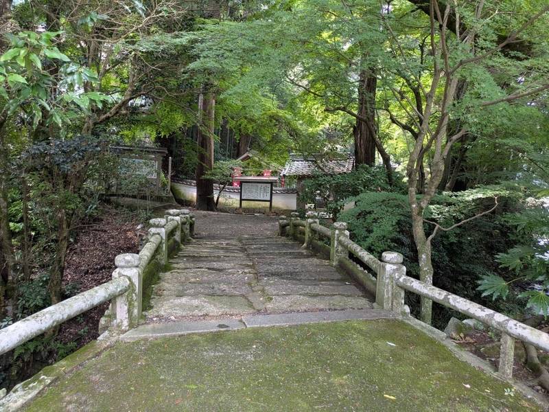 誕生寺,岡山県久米郡久米南町里方８０８