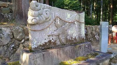 高田神社,見どころ,山の神
