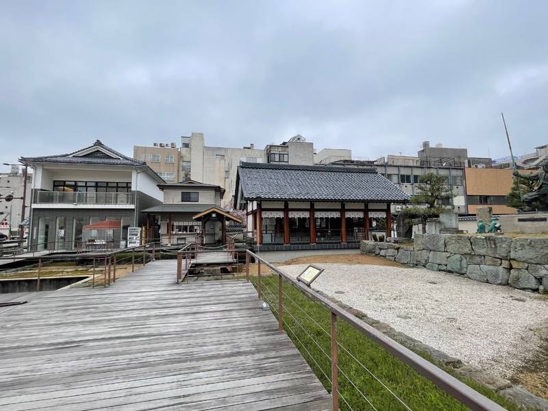 北の庄城址,福井県福井市中央１丁目２１−１７