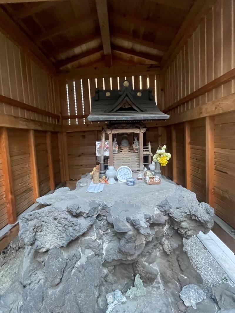 亀嶋稲荷神社,東京都千代田区東神田1丁目14