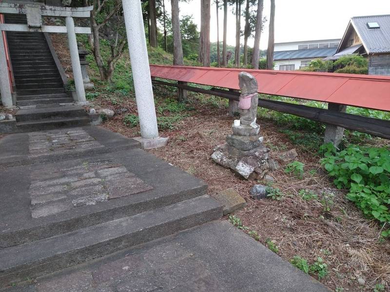 山崎稲荷神社,栃木県足利市小俣町１５５２