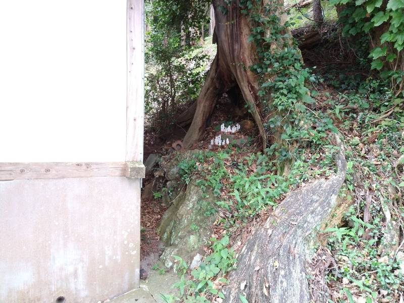 山崎稲荷神社,栃木県足利市小俣町１５５２
