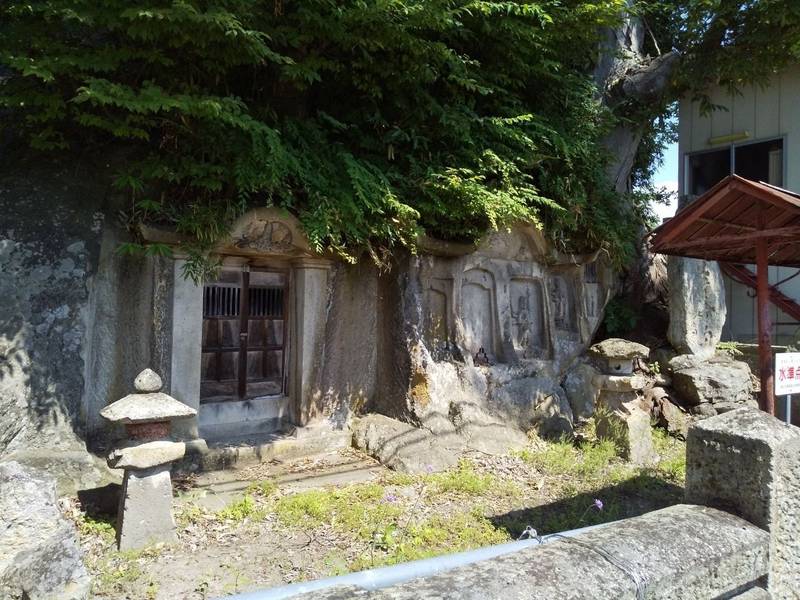 磨崖仏   (赤湯),山形県南陽市赤湯