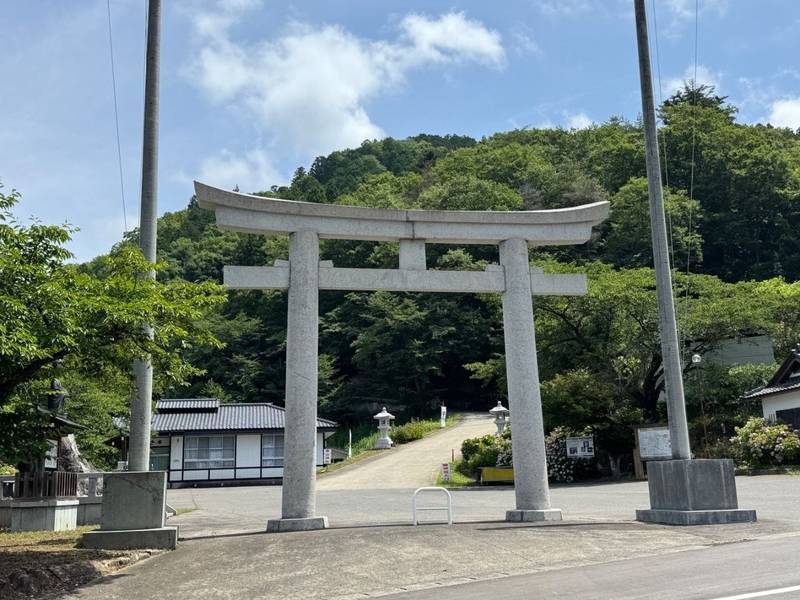 霊山神社,福島県伊達市霊山町大石古屋舘1
