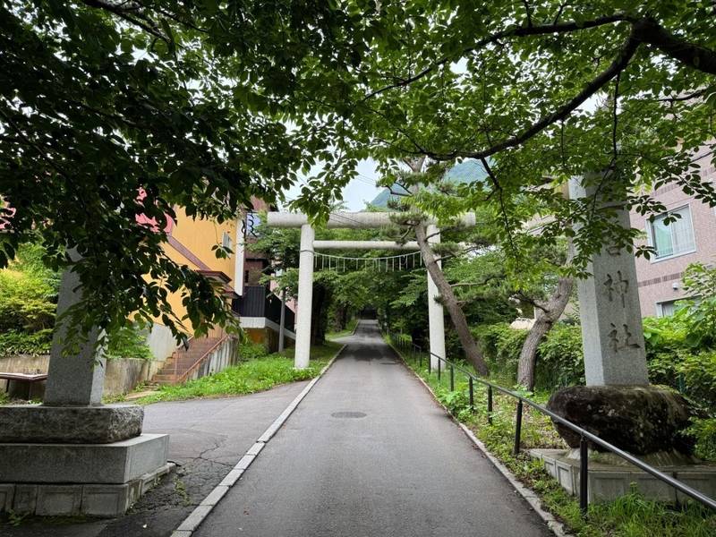 住三吉神社,北海道函館市住吉町1-7