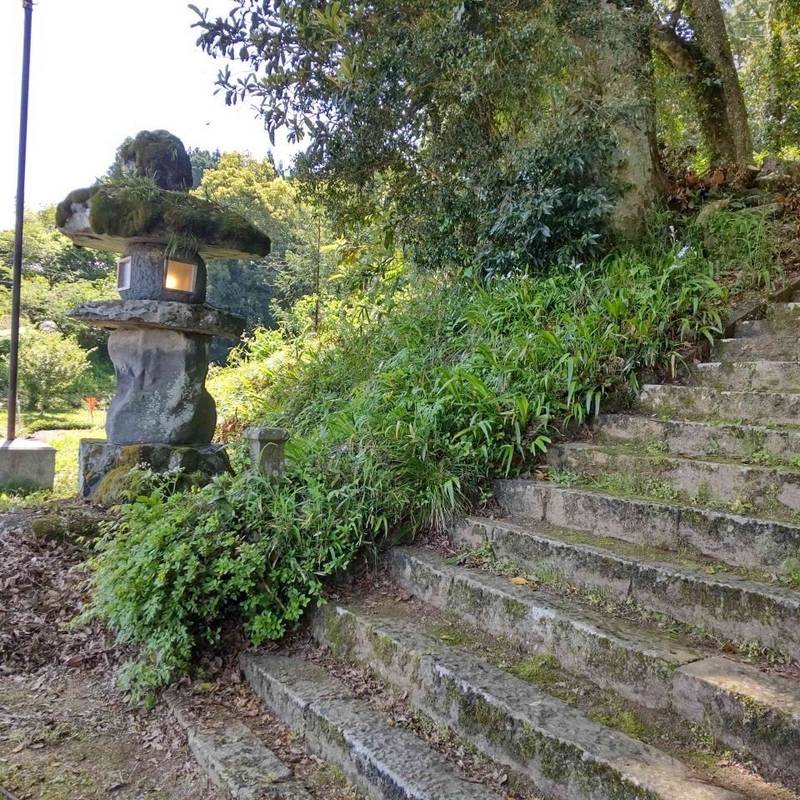 西八幡宮,島根県安来市伯太町西母里123