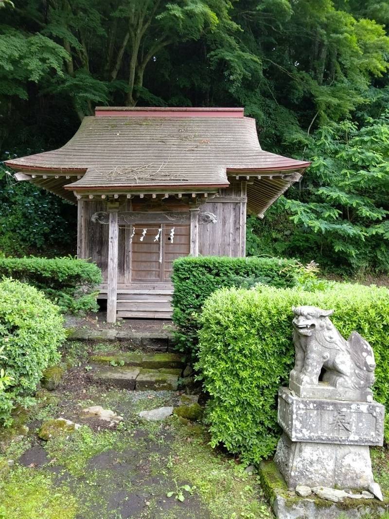 月山神社,青森県八戸市松館字籠田38