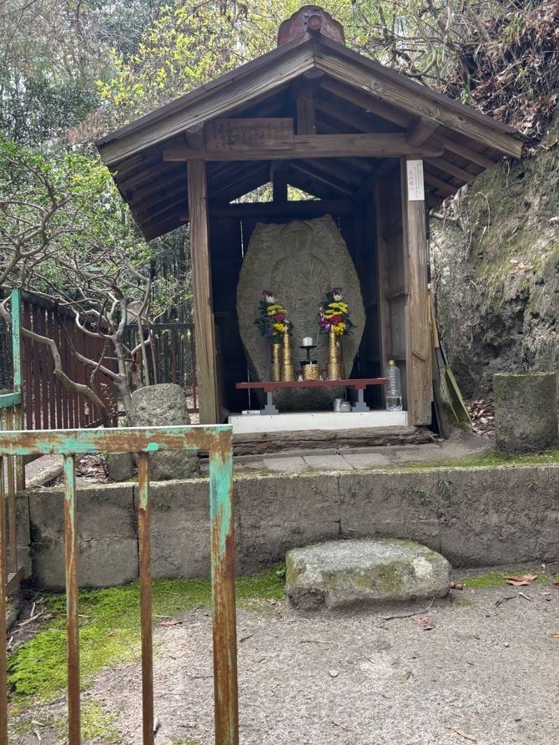 藤尾阿弥陀像,奈良県生駒市藤尾町