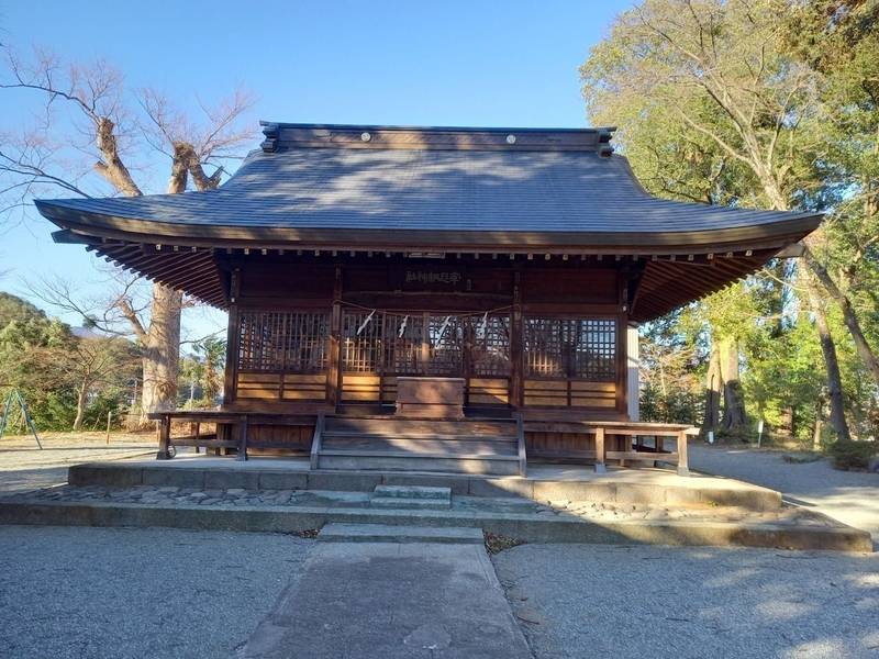 南足柄神社,神奈川県南足柄市飯沢２９８
