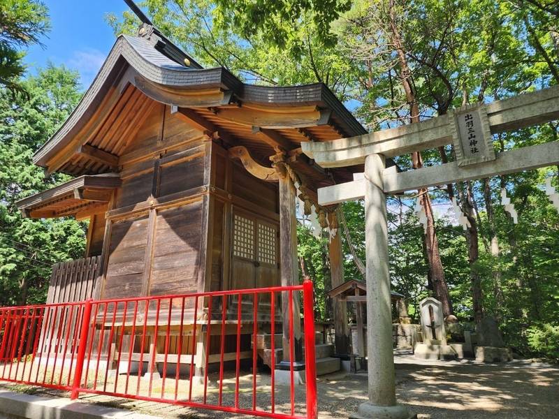 萬蔵稲荷神社,宮城県白石市小原馬頭山6