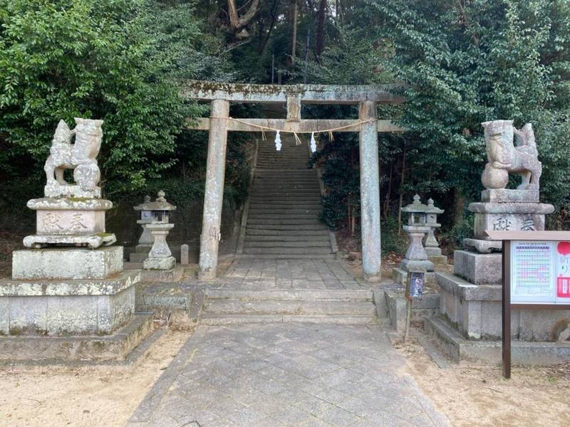 八田八幡宮,山口県大島郡周防大島町大字久賀向津原2563-1