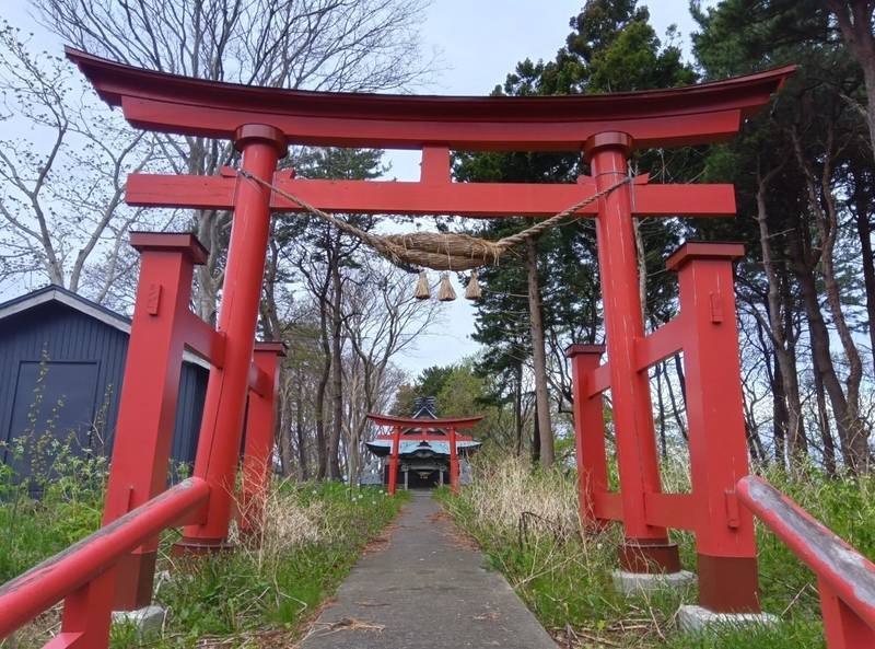 鶏沢稲荷神社,青森県上北郡横浜町鶏沢