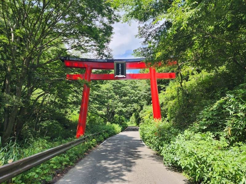 萬蔵稲荷神社,宮城県白石市小原馬頭山6
