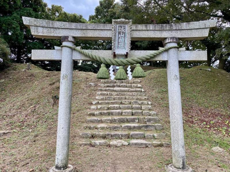 城山神社,石川県七尾市古府町