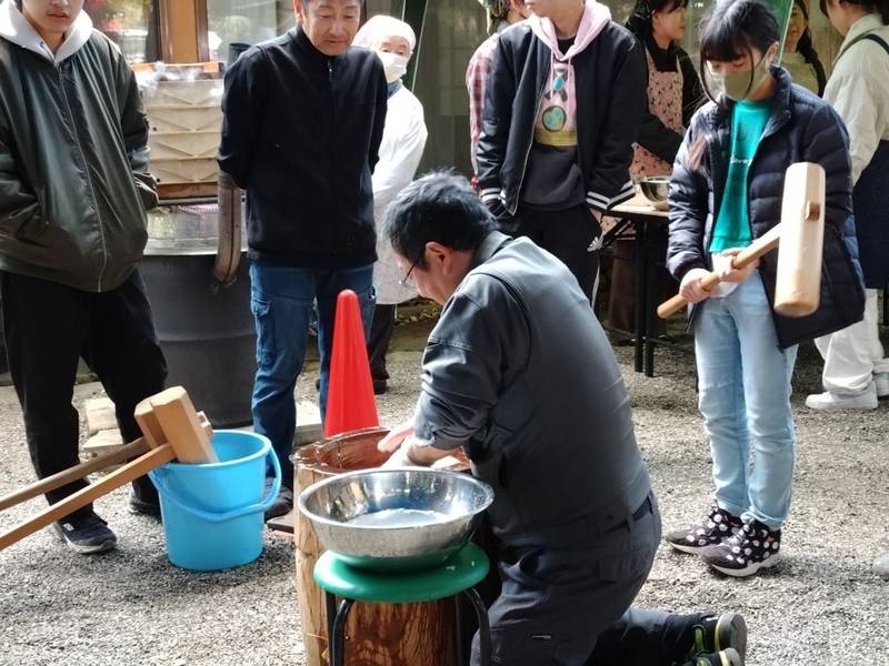 三吉稲荷神社   (世木神社境内社),三重県伊勢市吹上1丁目2-6