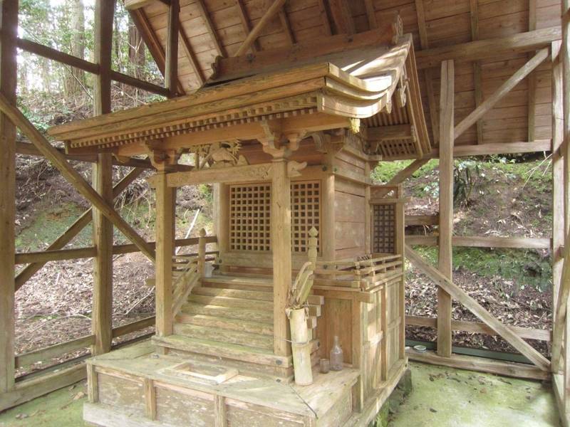 中山八幡神社,京都府綾部市中山町宮下