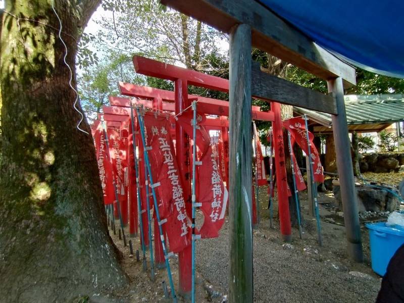 三吉稲荷神社   (世木神社境内社),三重県伊勢市吹上1丁目2-6