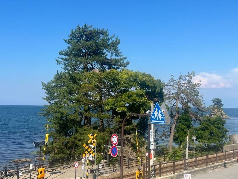 義経社,富山県高岡市太田24-74