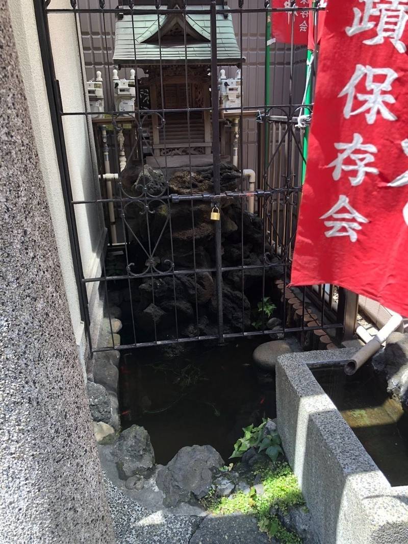 繁栄お玉稲荷大明神,東京都千代田区岩本町2-5-13