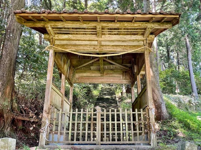 白鳥神社     (作手田原小向),愛知県新城市作手田原小向８