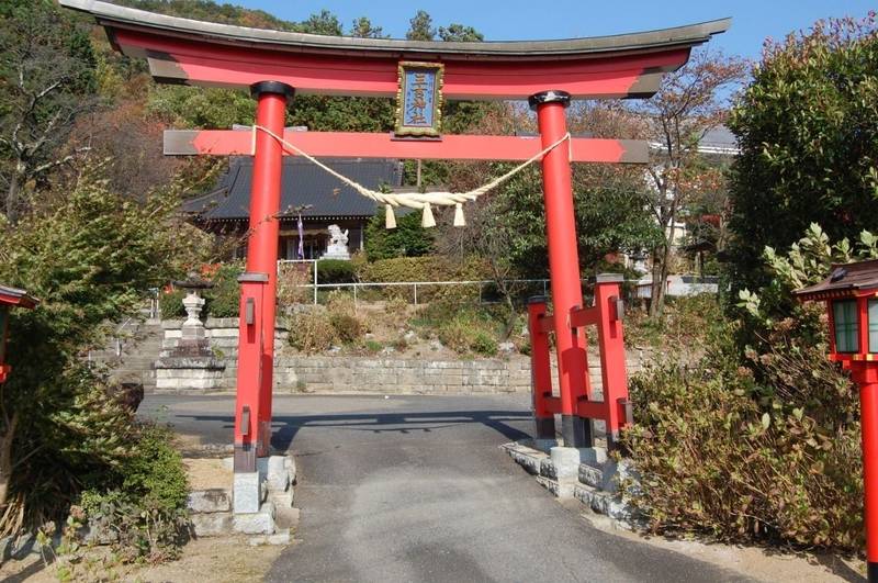 石母田三吉神社の見どころ