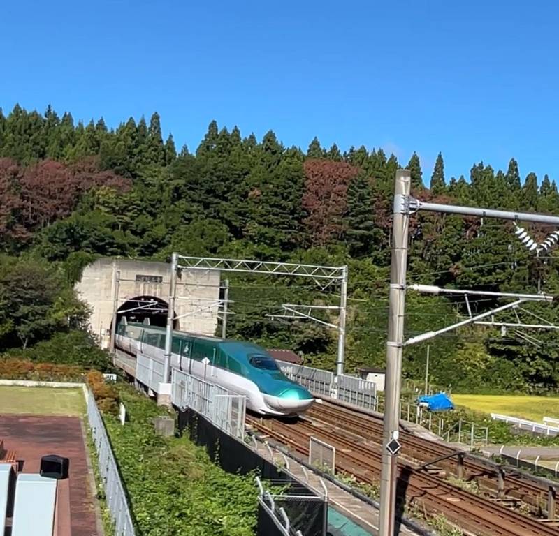 トンネル神社,青森県東津軽郡今別町大字浜名