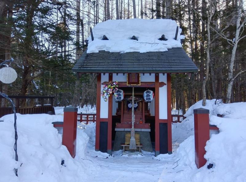 湯西川赤間神宮,栃木県日光市湯西川１０４２