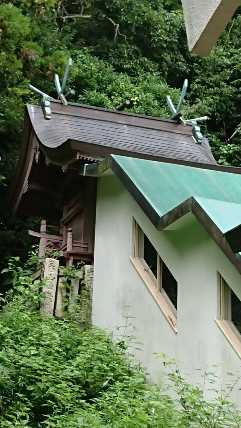 国中八幡神社,徳島県吉野川市鴨島町上浦643