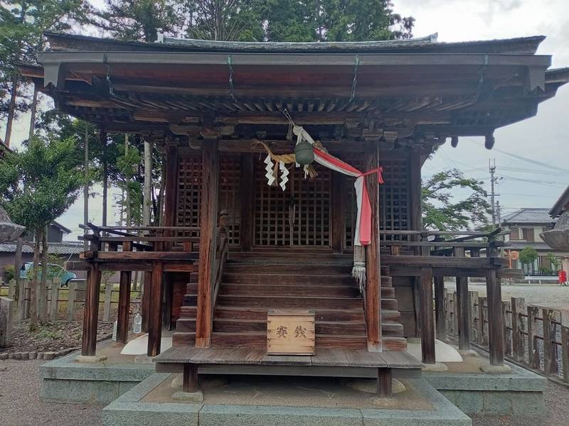 高木神社,滋賀県東近江市蒲生岡本町７０９