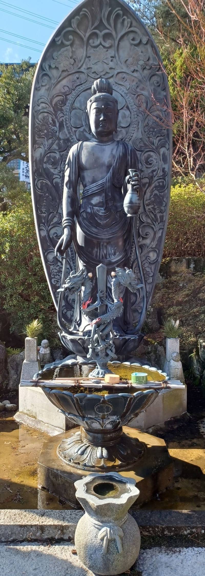 龍眼寺,大阪府大東市龍間37-3