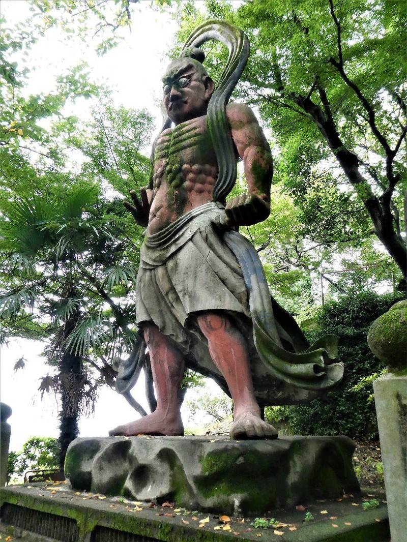 聚楽園大仏   (大仏寺),愛知県東海市荒尾町西丸山聚楽園公園内
