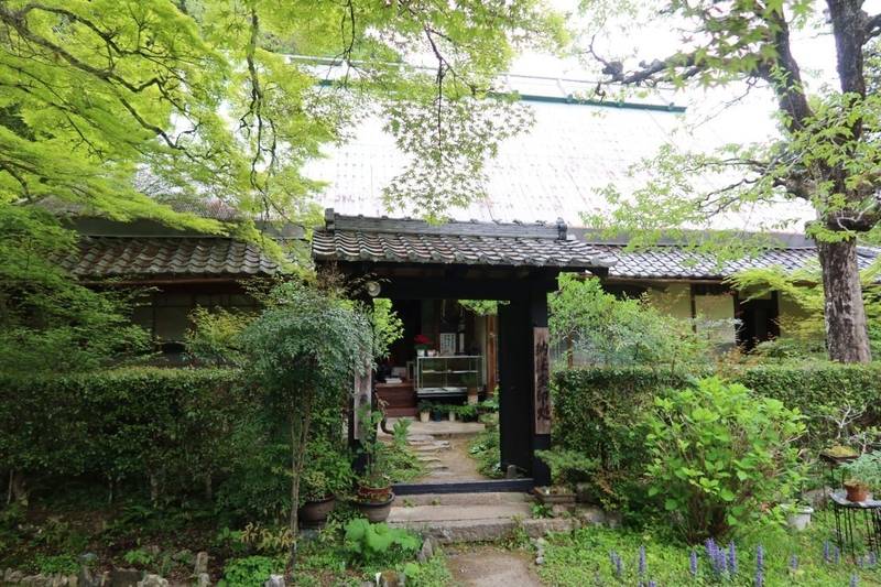 神蔵寺  (神藏寺),京都府亀岡市稗田野町佐伯岩谷ノ内院ノ芝60