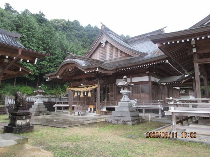 粟井神社,香川県観音寺市粟井町1716番地