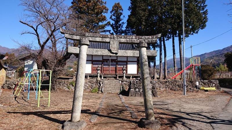 少宮神社   (若宮神社),山梨県山梨市牧丘町窪平６２７