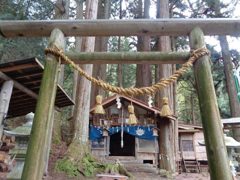 荒神社,岐阜県高山市江名子町4946