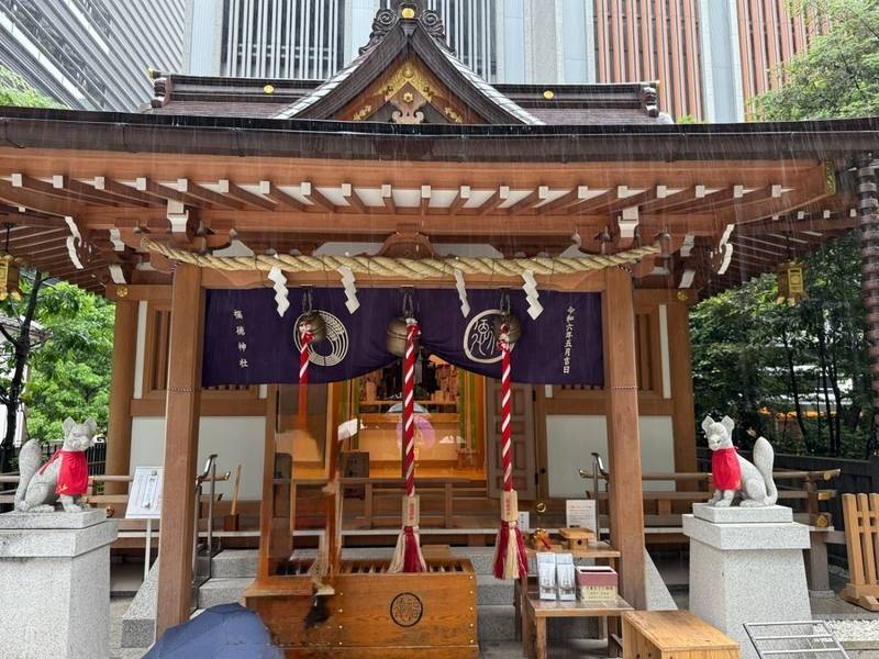 福徳神社                      (芽吹稲荷),東京都中央区日本橋室町2丁目4-14