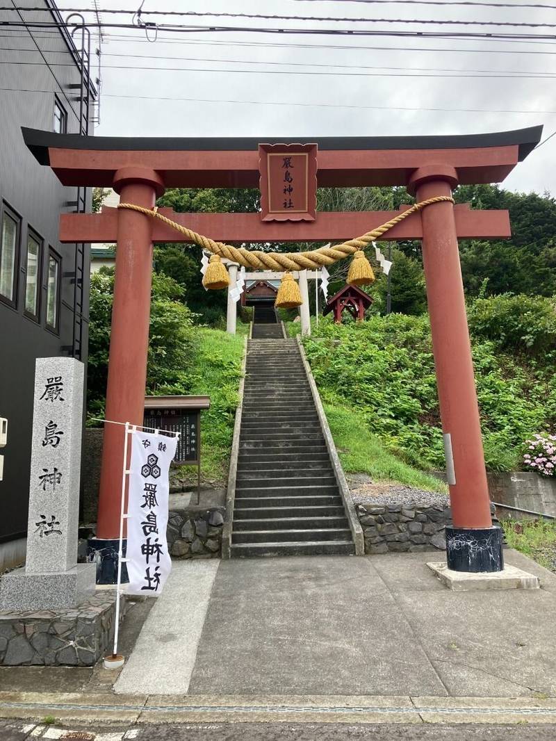 礼文厳島神社,北海道礼文郡礼文町大字香深村字トンナイ350番地