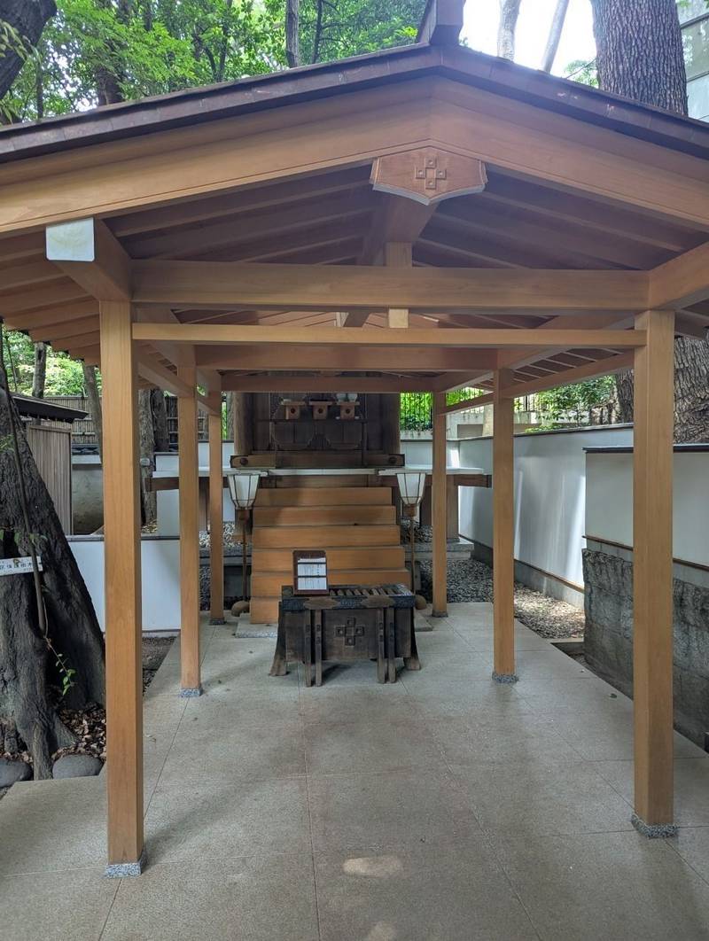 正松神社,東京都港区赤坂8丁目11番27号