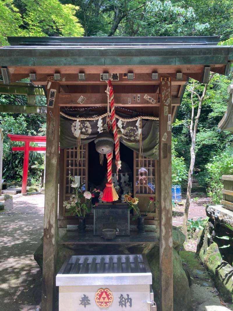 深沢銭洗弁財天,神奈川県足柄下郡箱根町塔之澤 46−2