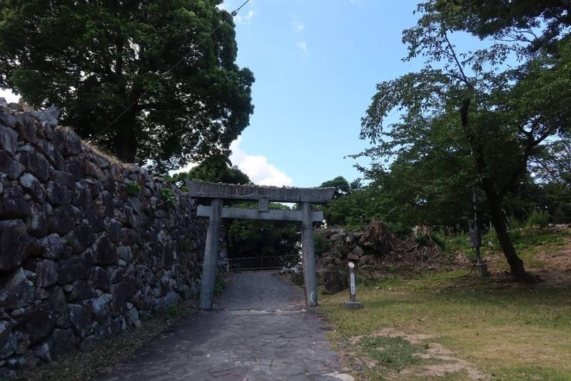 八王子神社,兵庫県洲本市小路谷１２７２−２