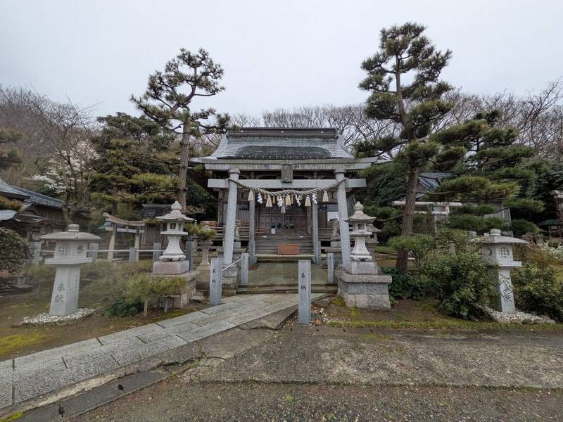 白山媛神社,新潟県長岡市寺泊大町２７６８