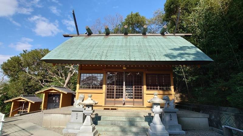 三ツ石八幡神社,徳島県鳴門市鳴門町三ツ石芙蓉山下39-1