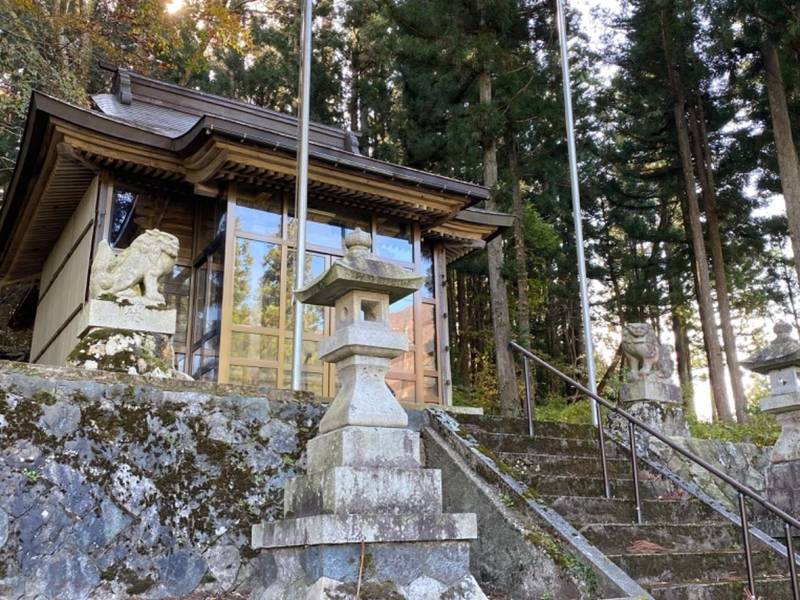 東赤尾八幡宮,富山県南砺市東赤尾９９