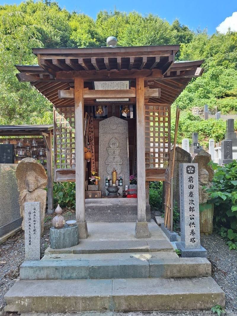 堂森善光寺         (出羽善光寺),山形県米沢市万世町堂森375