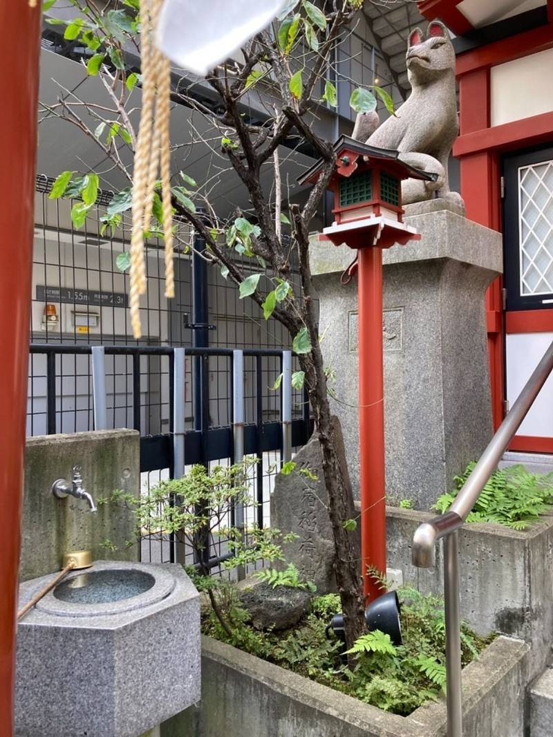 御宿稲荷神社,東京都千代田区内神田1-6-8