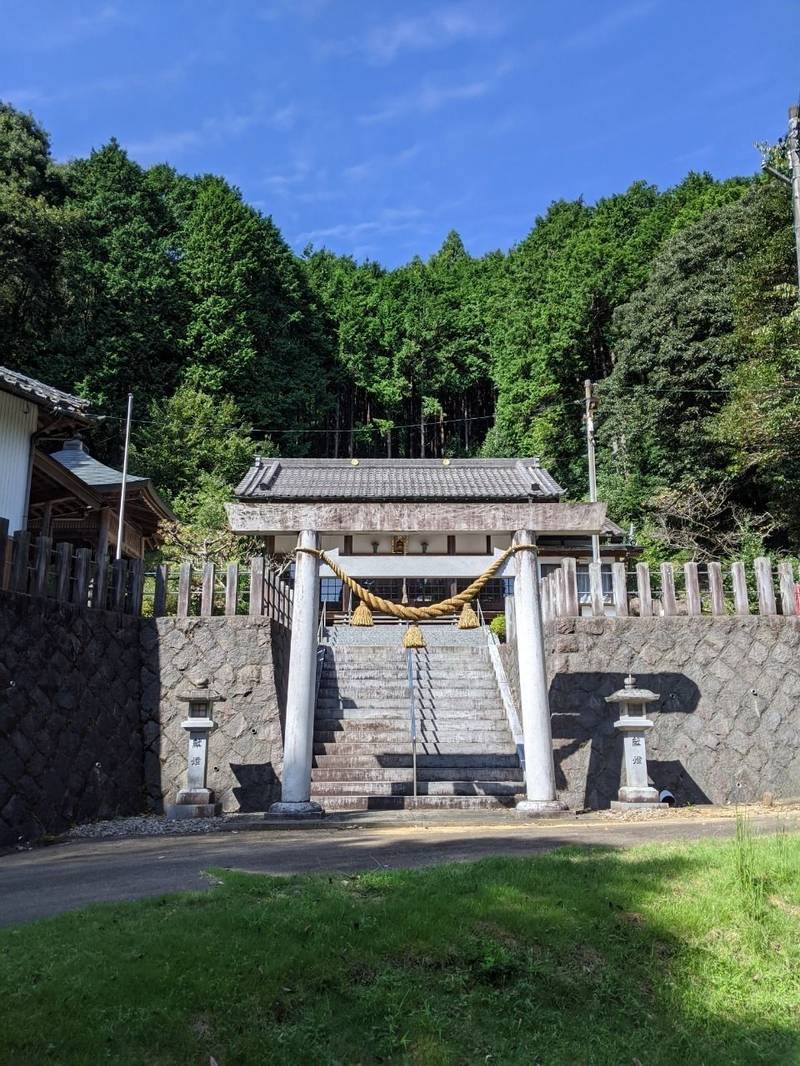 鏡山弁財天社,愛知県岡崎市秦梨町向補化２０
