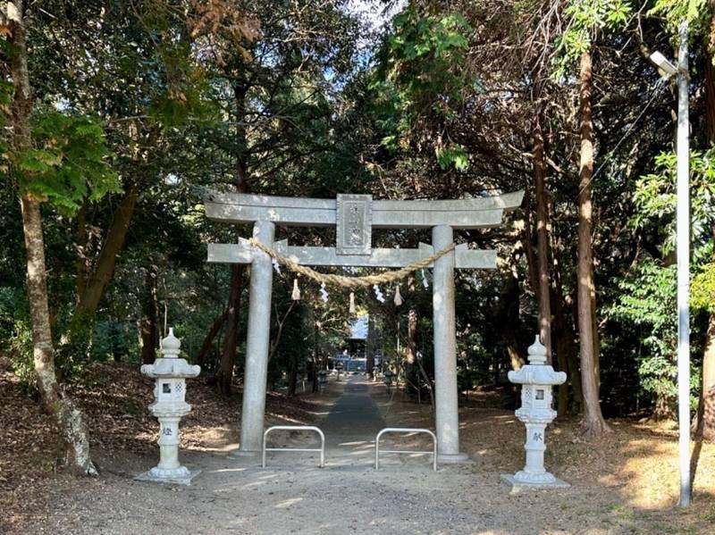 柴山神社,静岡県掛川市坂里５２０−１