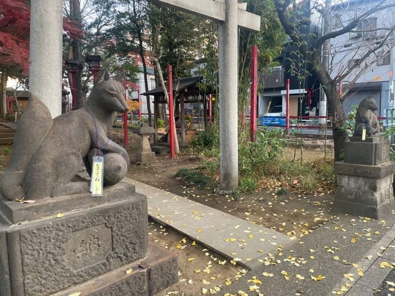 四本木稲荷神社,東京都北区滝野川3丁目61-1